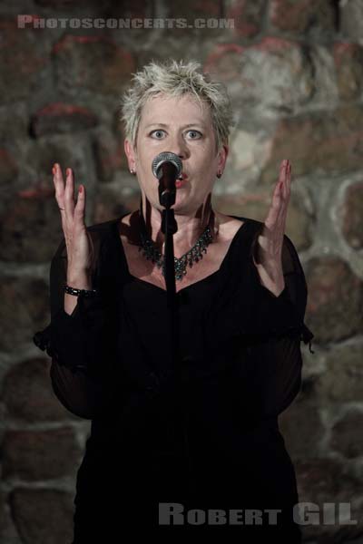 HAZEL O'CONNOR AND THE BLUJA PROJECT - 2010-05-02 - PARIS - Theatre de Nesle - 